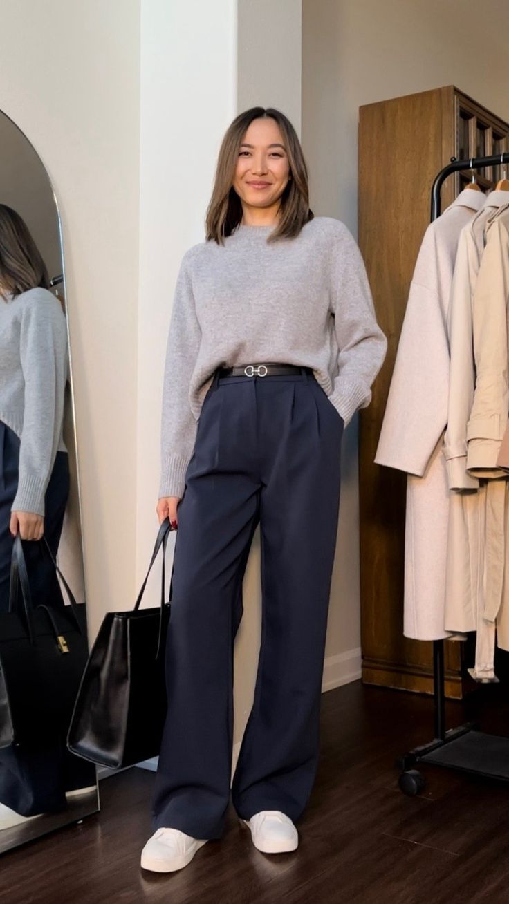 Relaxed Edge: Sporty Meets Chic