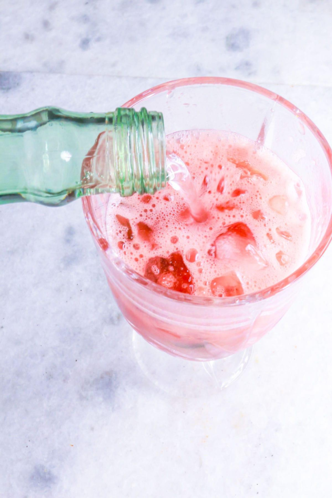 (Optional) Top with sparkling water for a bubbly finish.